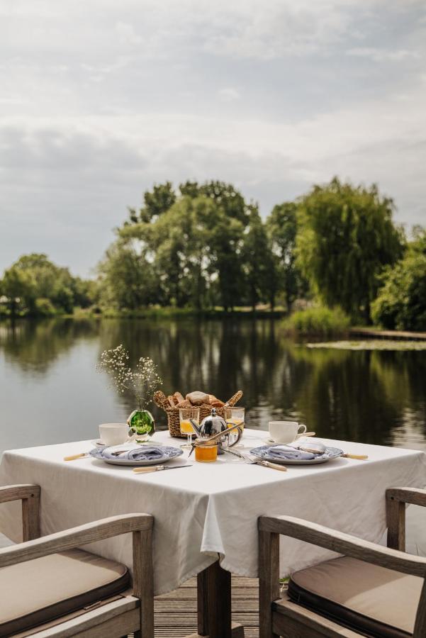 Inn On The Lake Broek in Waterland Εξωτερικό φωτογραφία